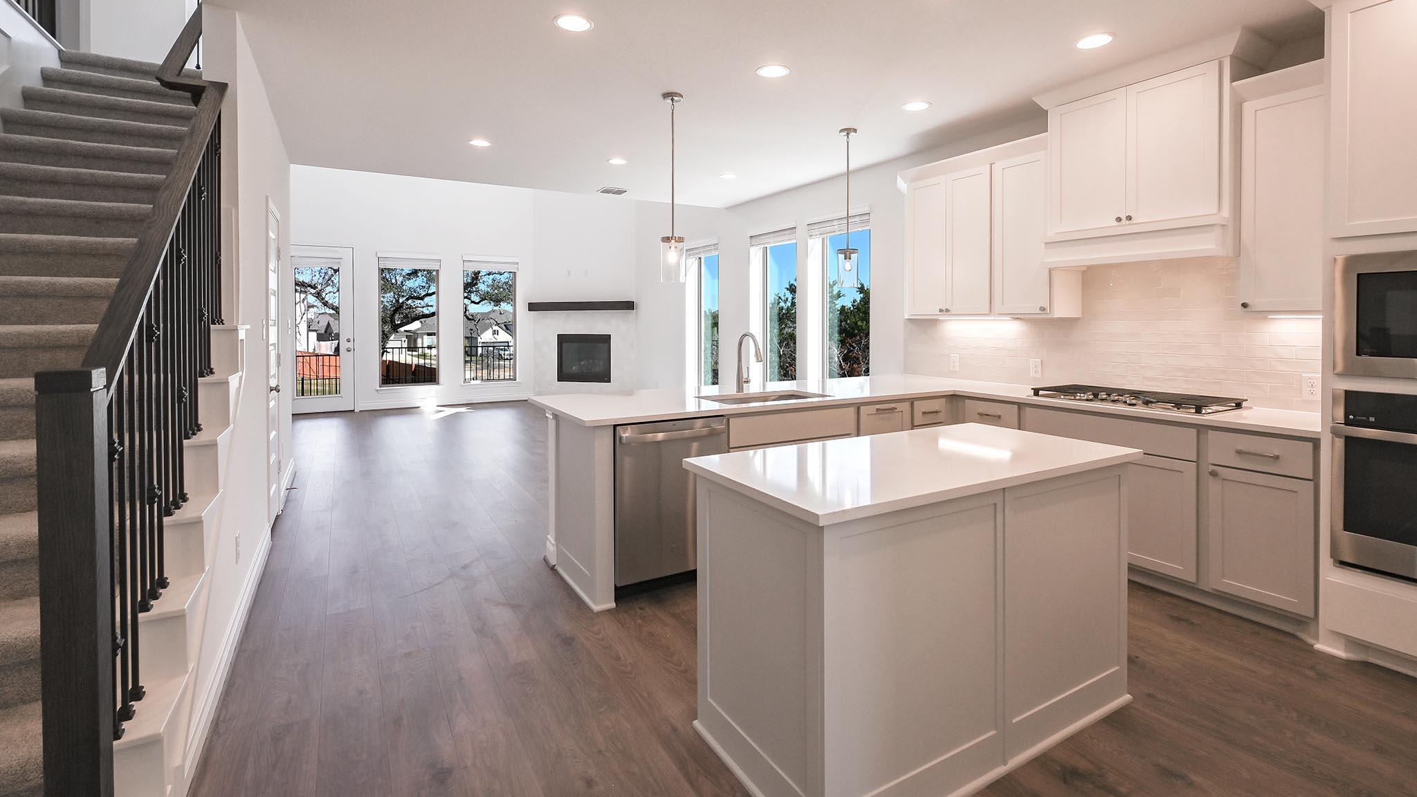 426 Fountain Grass Dr, San Marcos, TX 78666