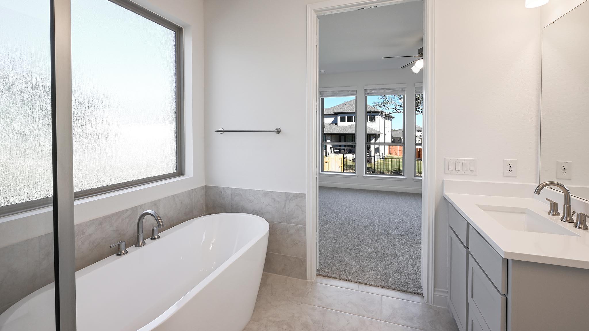 426 Fountain Grass Dr, San Marcos, TX 78666