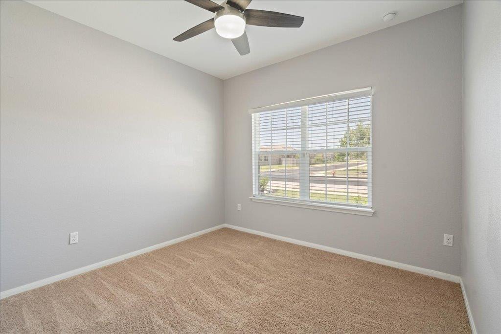 178 James Adkins Dr, Kyle, TX 78640