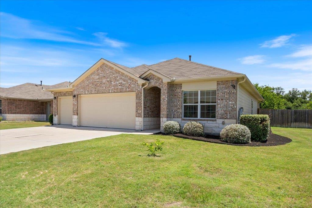 178 James Adkins Dr, Kyle, TX 78640