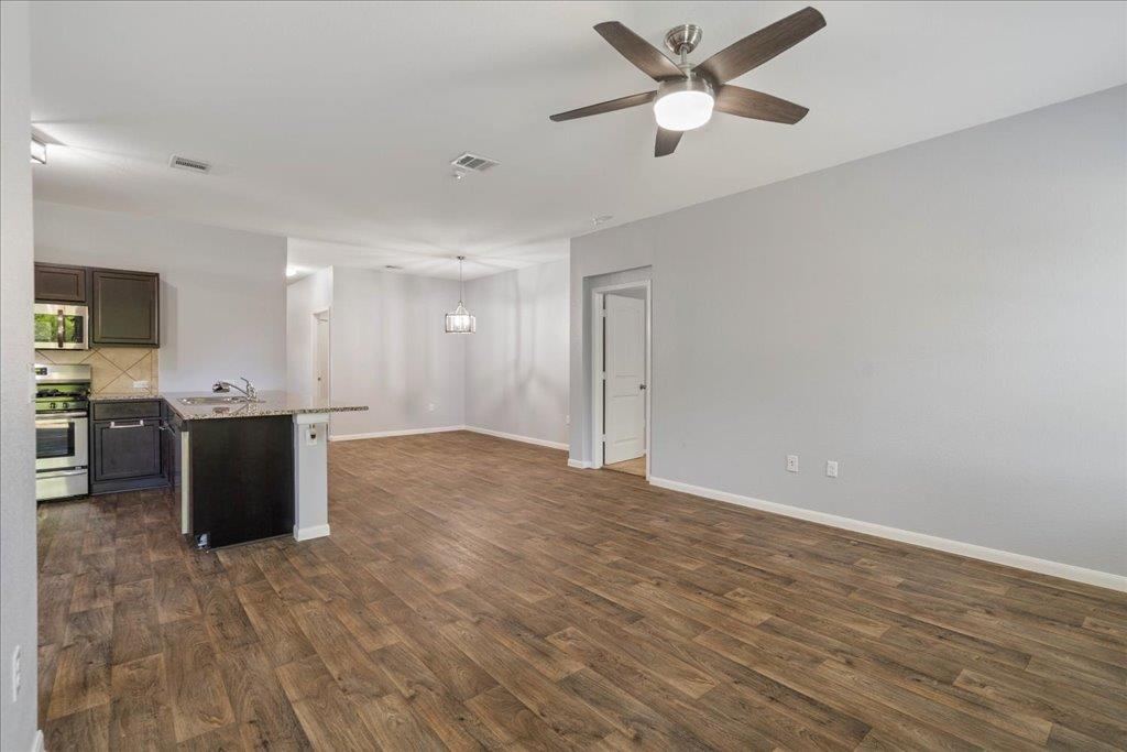 178 James Adkins Dr, Kyle, TX 78640