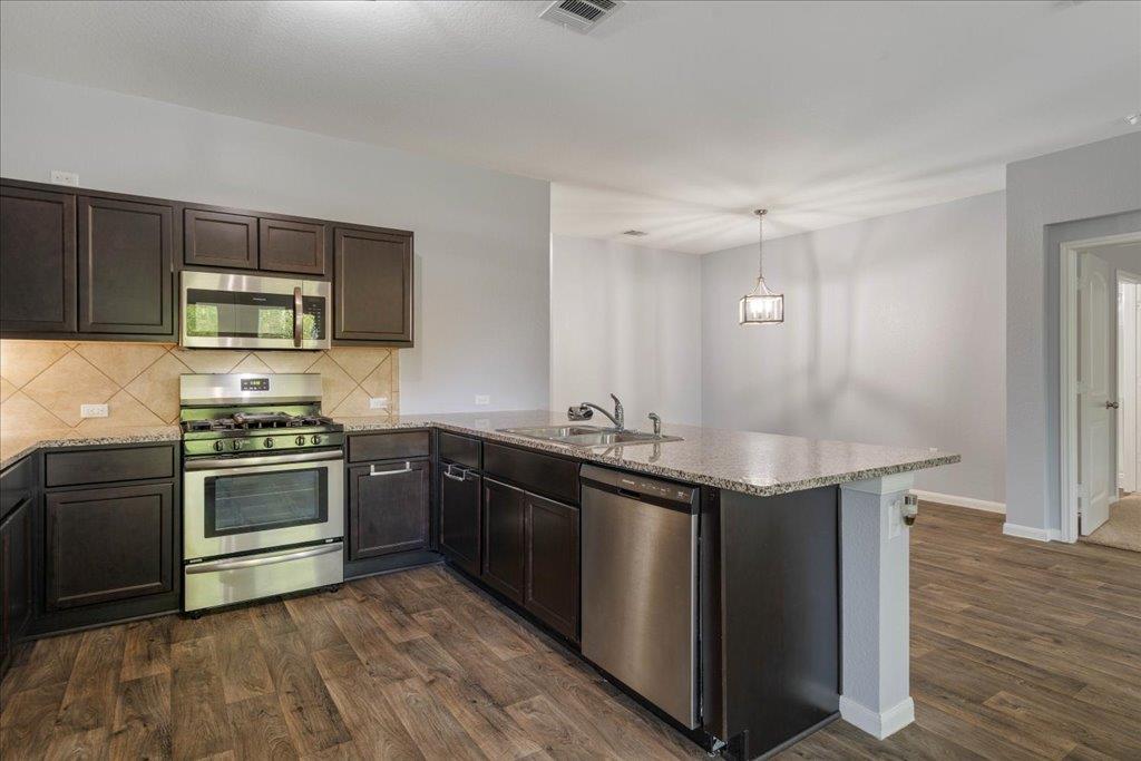 178 James Adkins Dr, Kyle, TX 78640