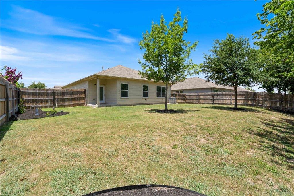 178 James Adkins Dr, Kyle, TX 78640