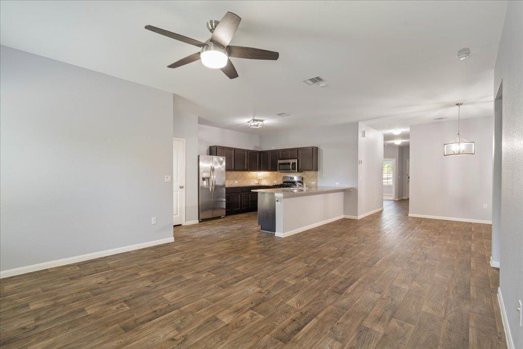 178 James Adkins Dr, Kyle, TX 78640