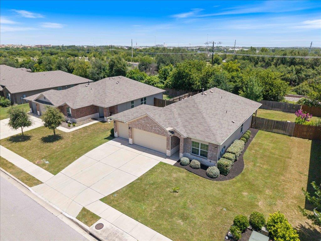 178 James Adkins Dr, Kyle, TX 78640