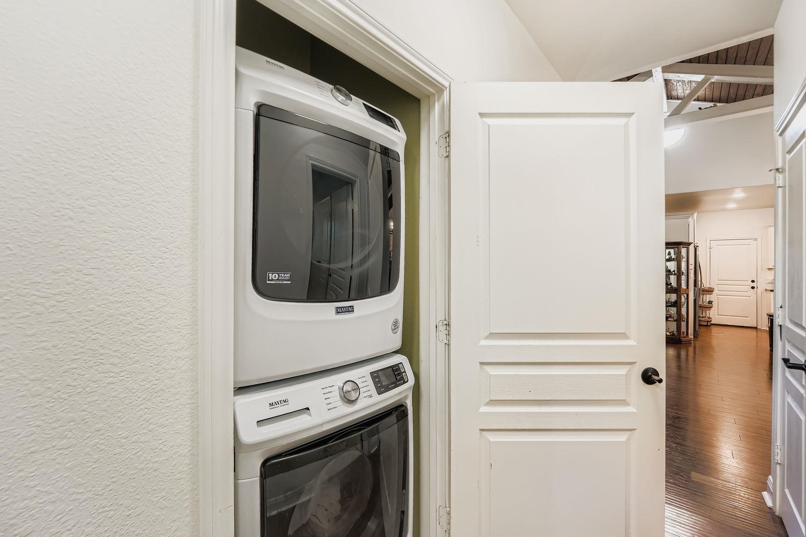 296 Makaha Dr, Bastrop, TX 78602