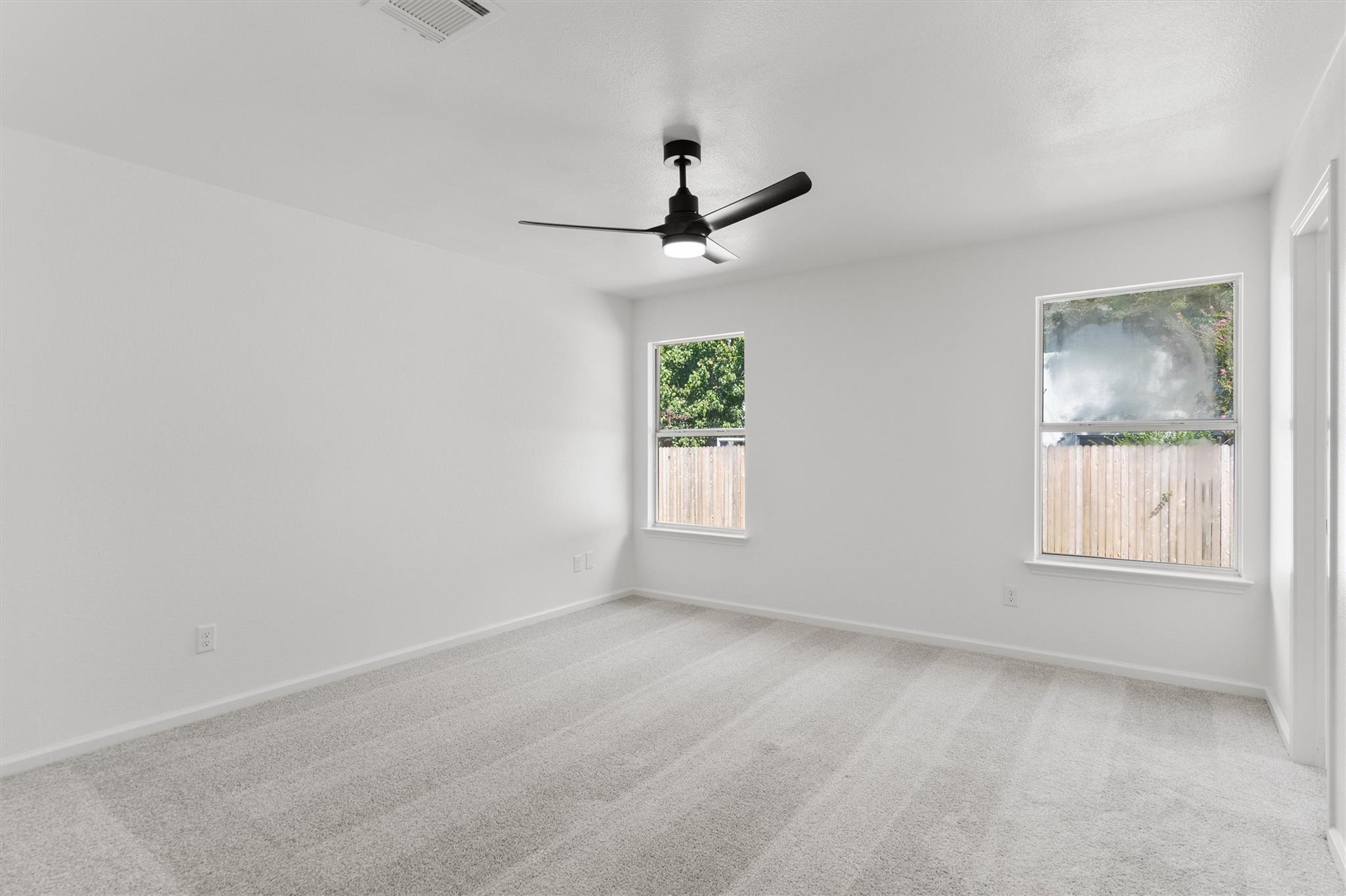 1319 Ashley Dr, Round Rock, TX 78665