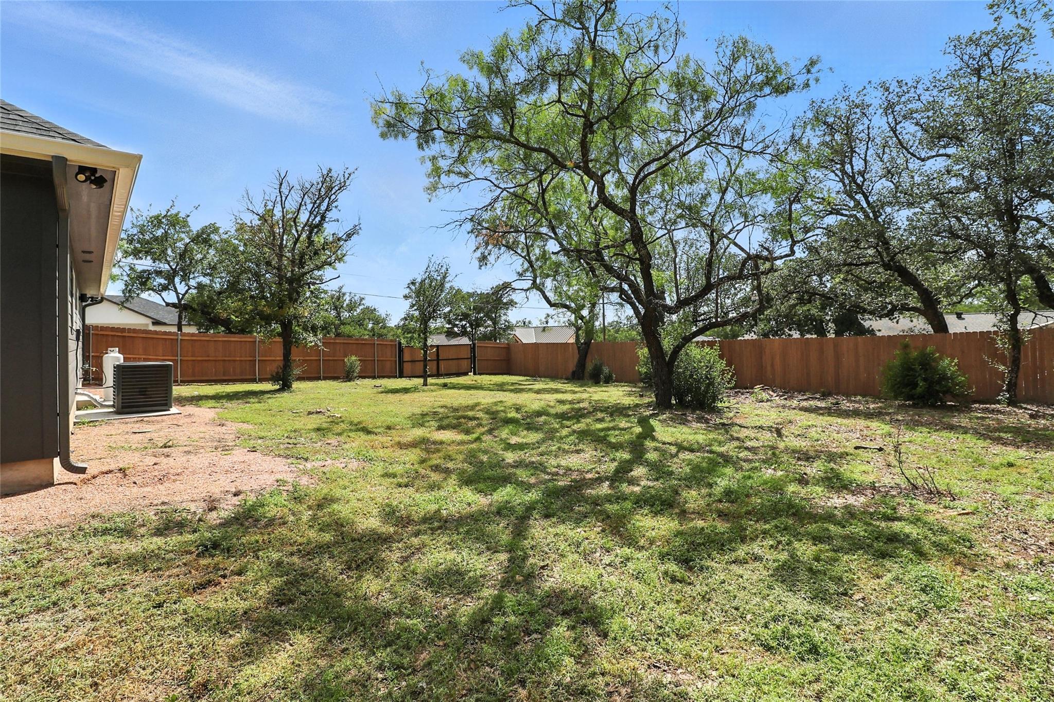 1515 Green Valley Ln, Granite Shoals, TX 78654