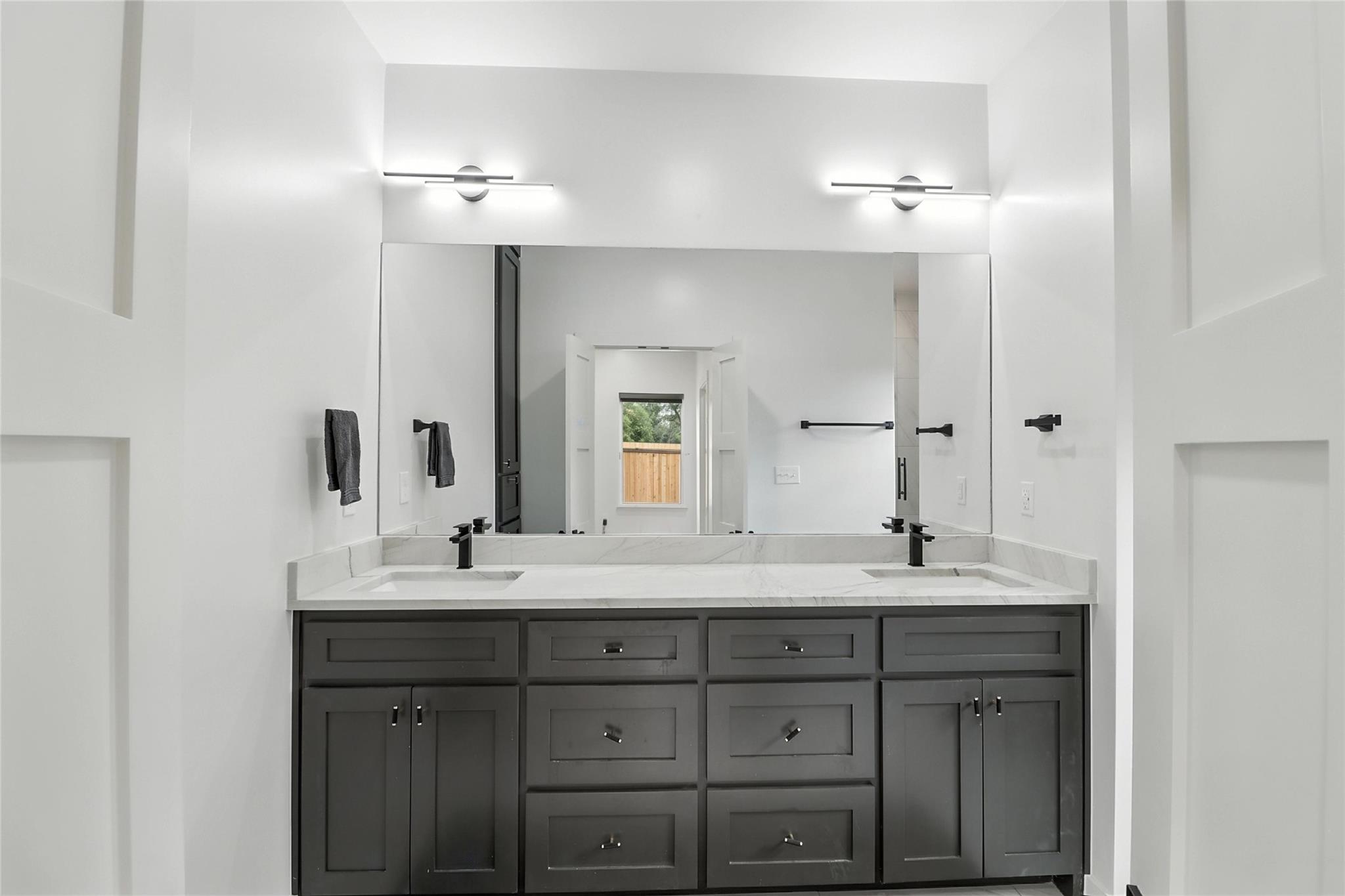 1515 Green Valley Ln, Granite Shoals, TX 78654