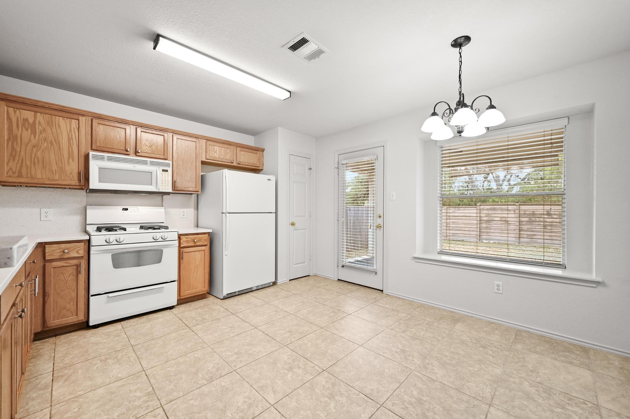 11708 Bruce Jenner Ln, Austin, TX 78748