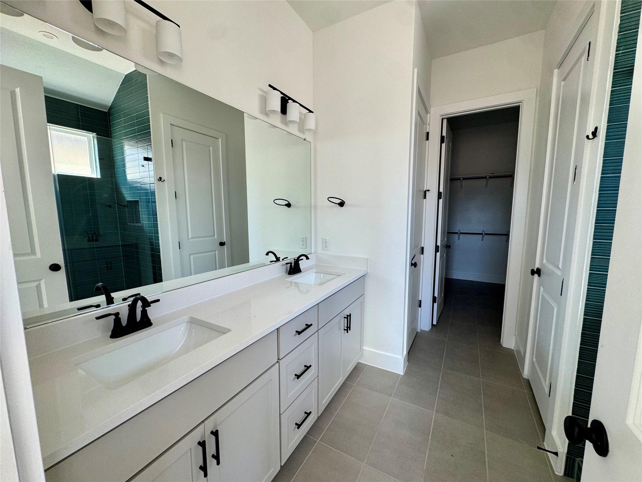 250 San Saba Dr, Buda, TX 78610