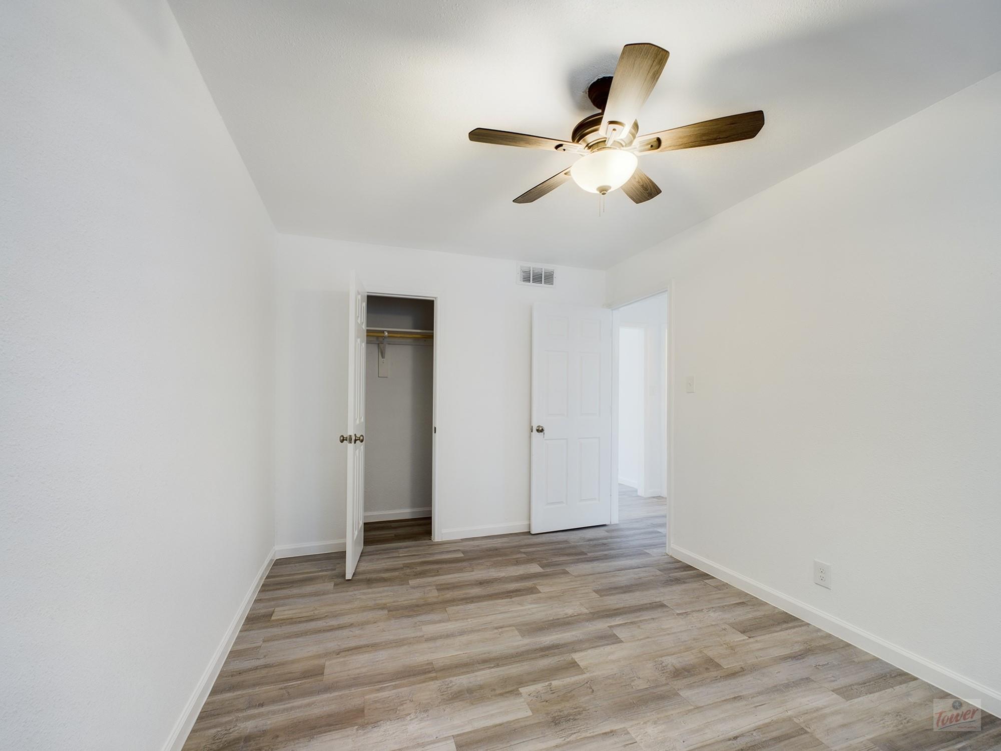 2401 Manor Rd # 137, Austin, TX 78722