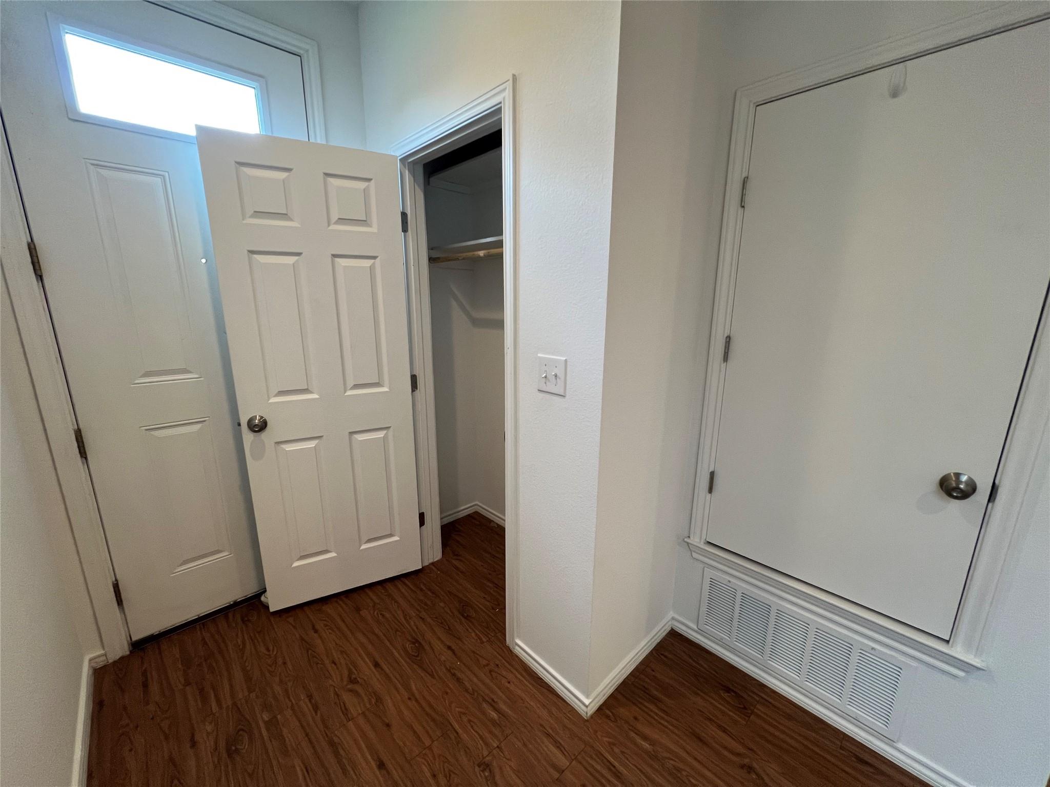 805 Hallie Cv, Lockhart, TX 78644