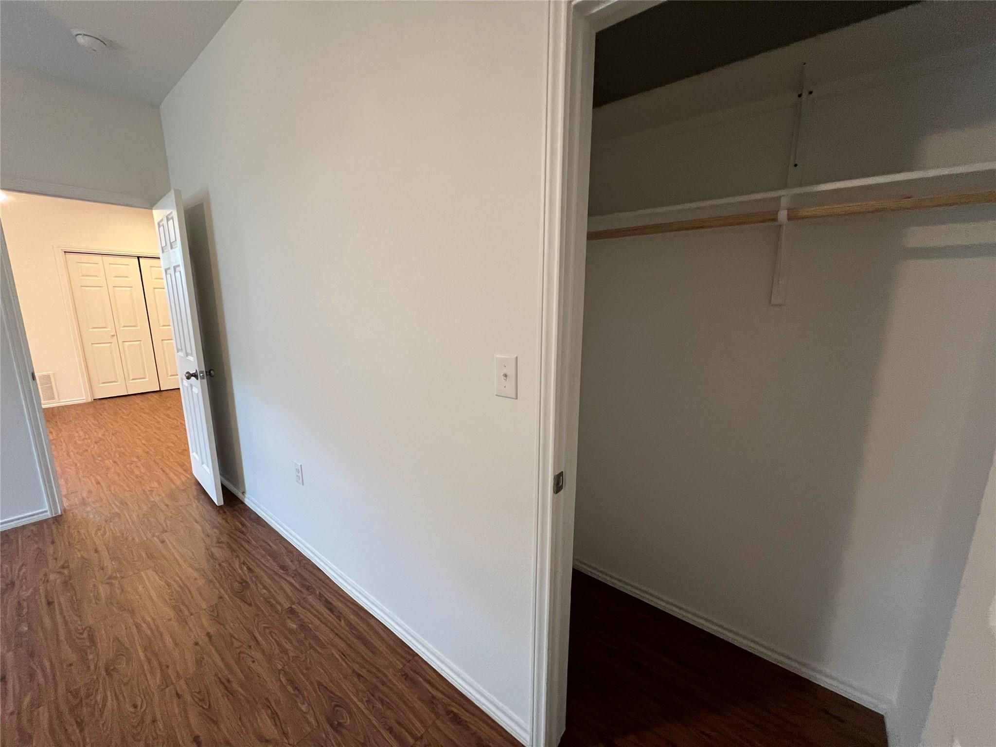 805 Hallie Cv, Lockhart, TX 78644