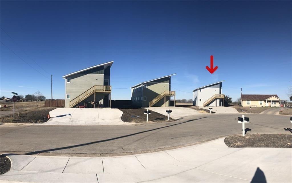 805 Hallie Cv, Lockhart, TX 78644