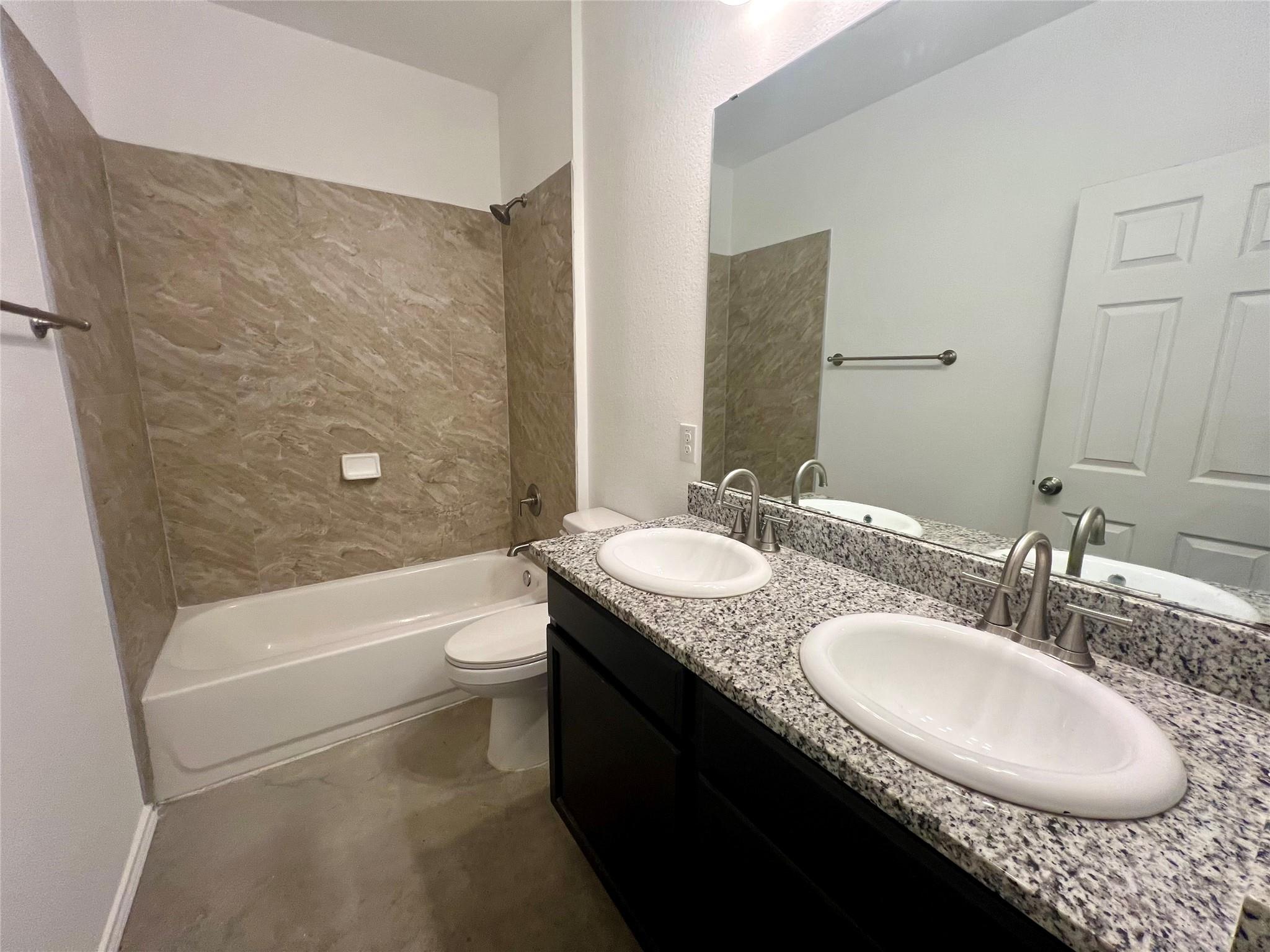 805 Hallie Cv, Lockhart, TX 78644