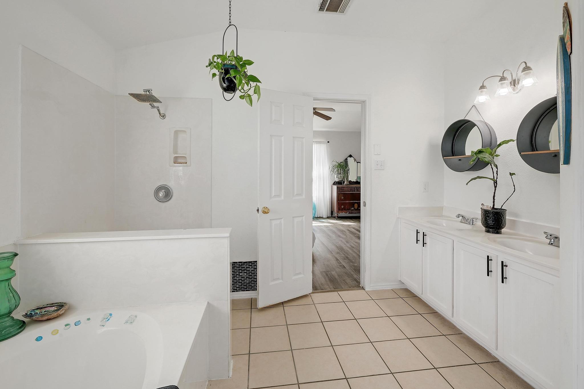 167 Billingsley Hts, Cedar Creek, TX 78612