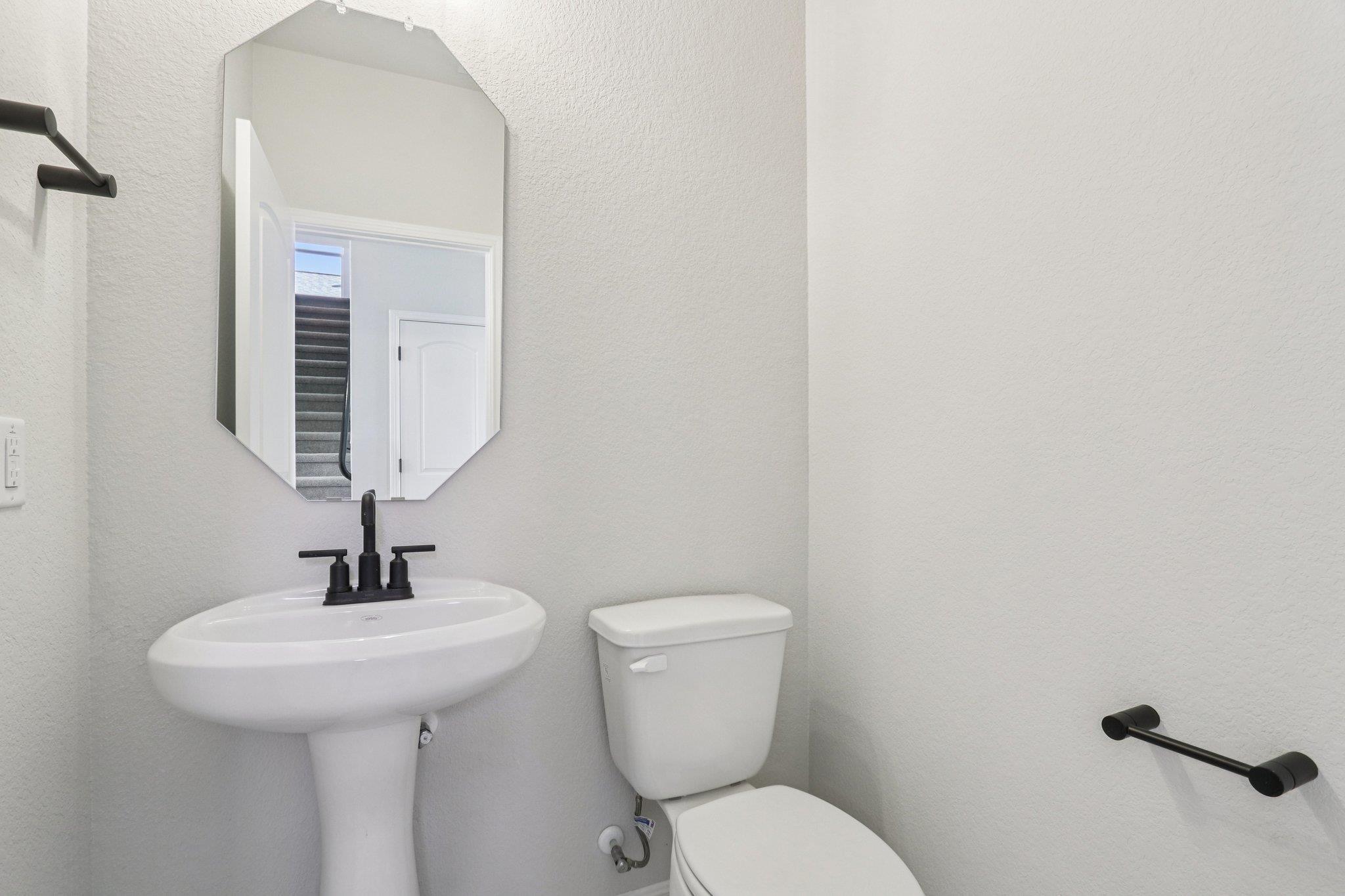 1332 Dog Iron St, Georgetown, TX 78633