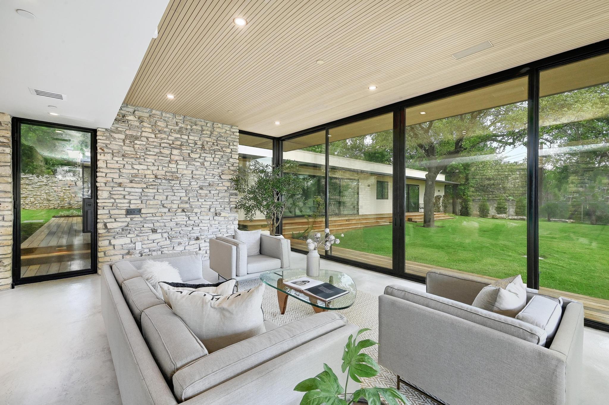 100 Redbud Trl, West Lake Hills, TX 78746