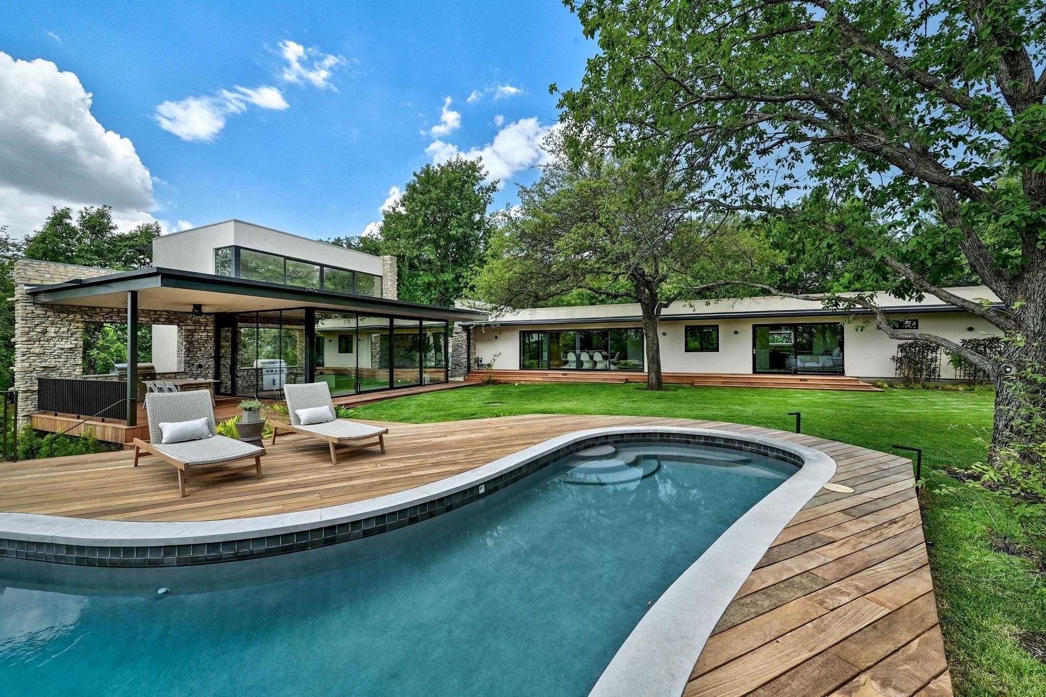 100 Redbud Trl, West Lake Hills, TX 78746