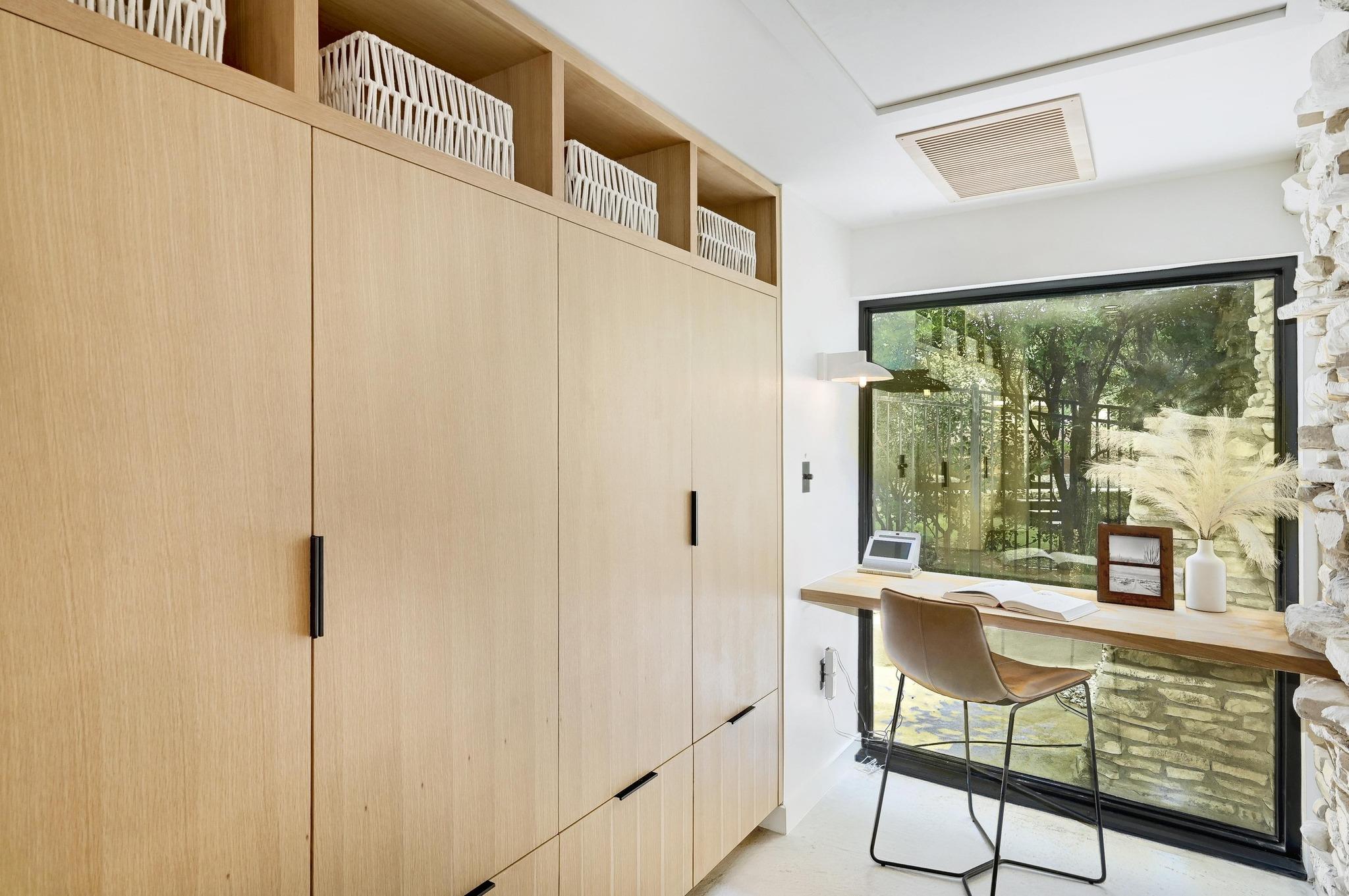 100 Redbud Trl, West Lake Hills, TX 78746