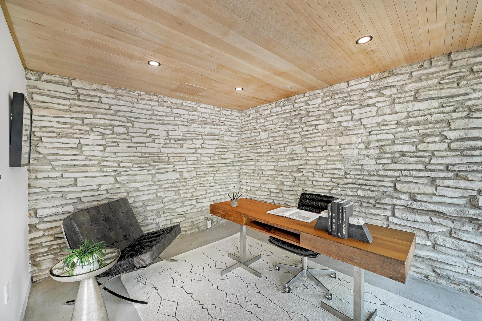 100 Redbud Trl, West Lake Hills, TX 78746