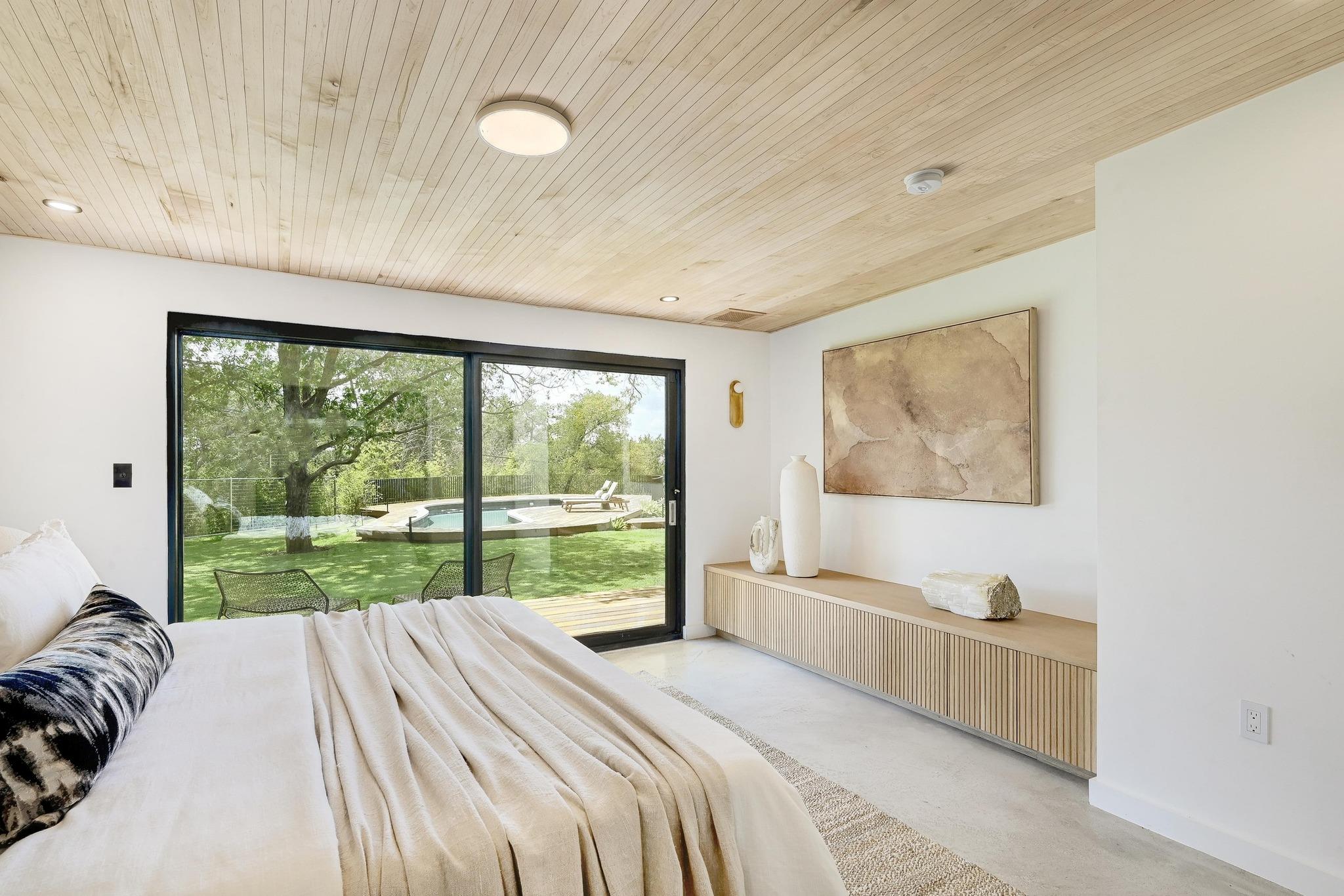 100 Redbud Trl, West Lake Hills, TX 78746