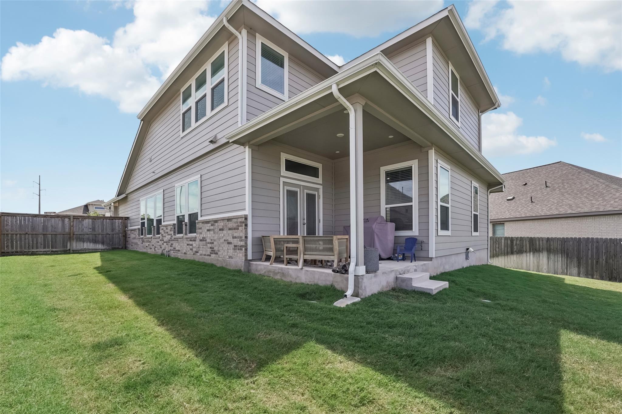 1108 Sweetspire St, Leander, TX 78641