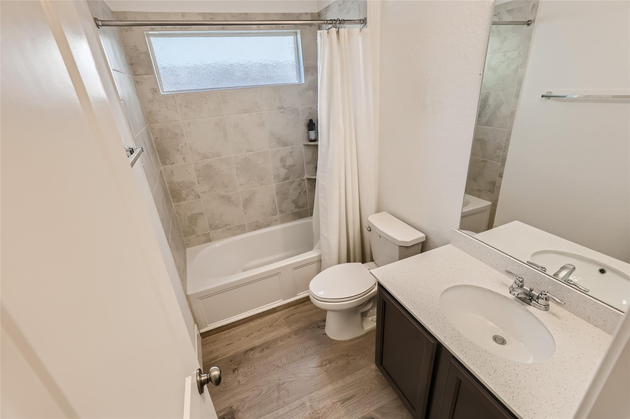 1025 Bluewood Bnd, Leander, TX 78641