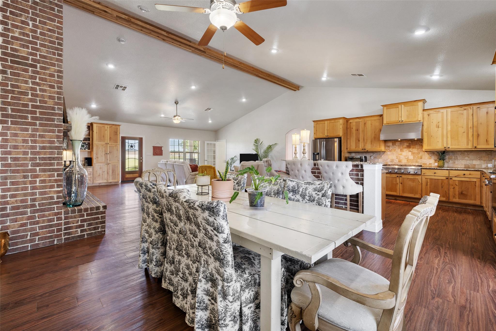 9857 Fm 1331, Taylor, TX 76574