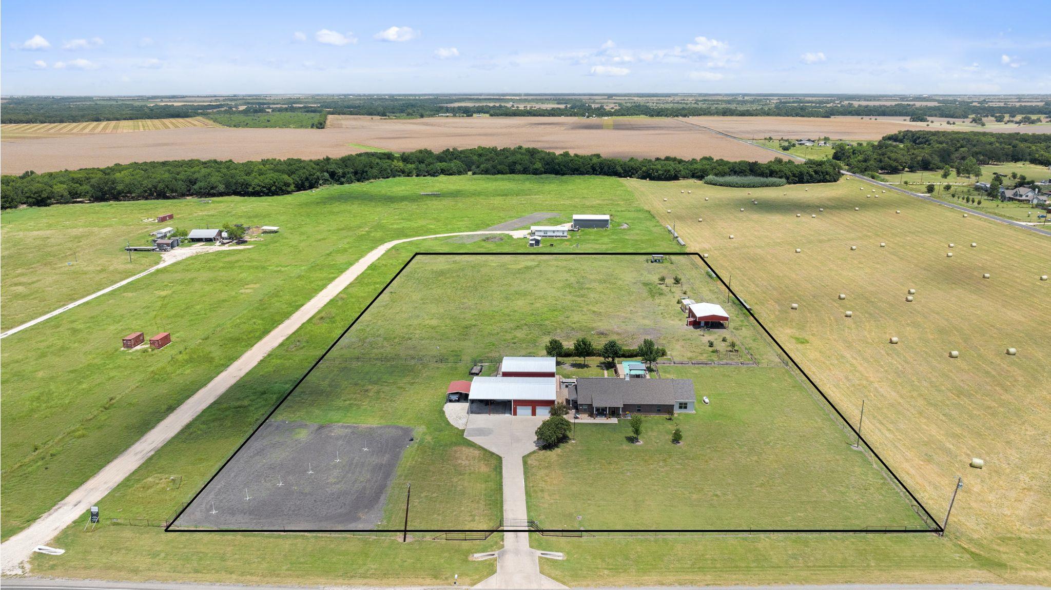 9857 Fm 1331, Taylor, TX 76574
