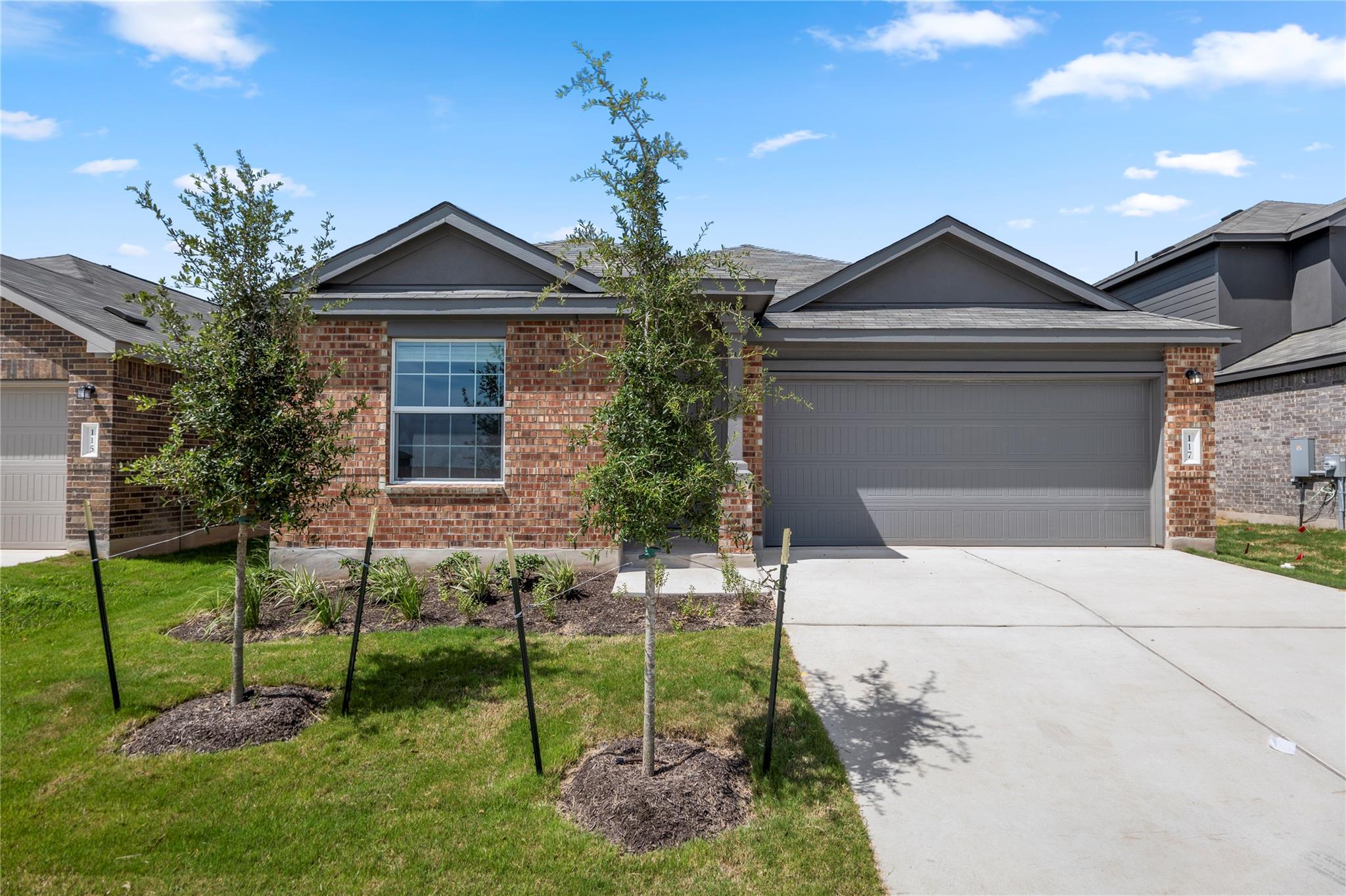 117 Imola St, Hutto, TX 78634