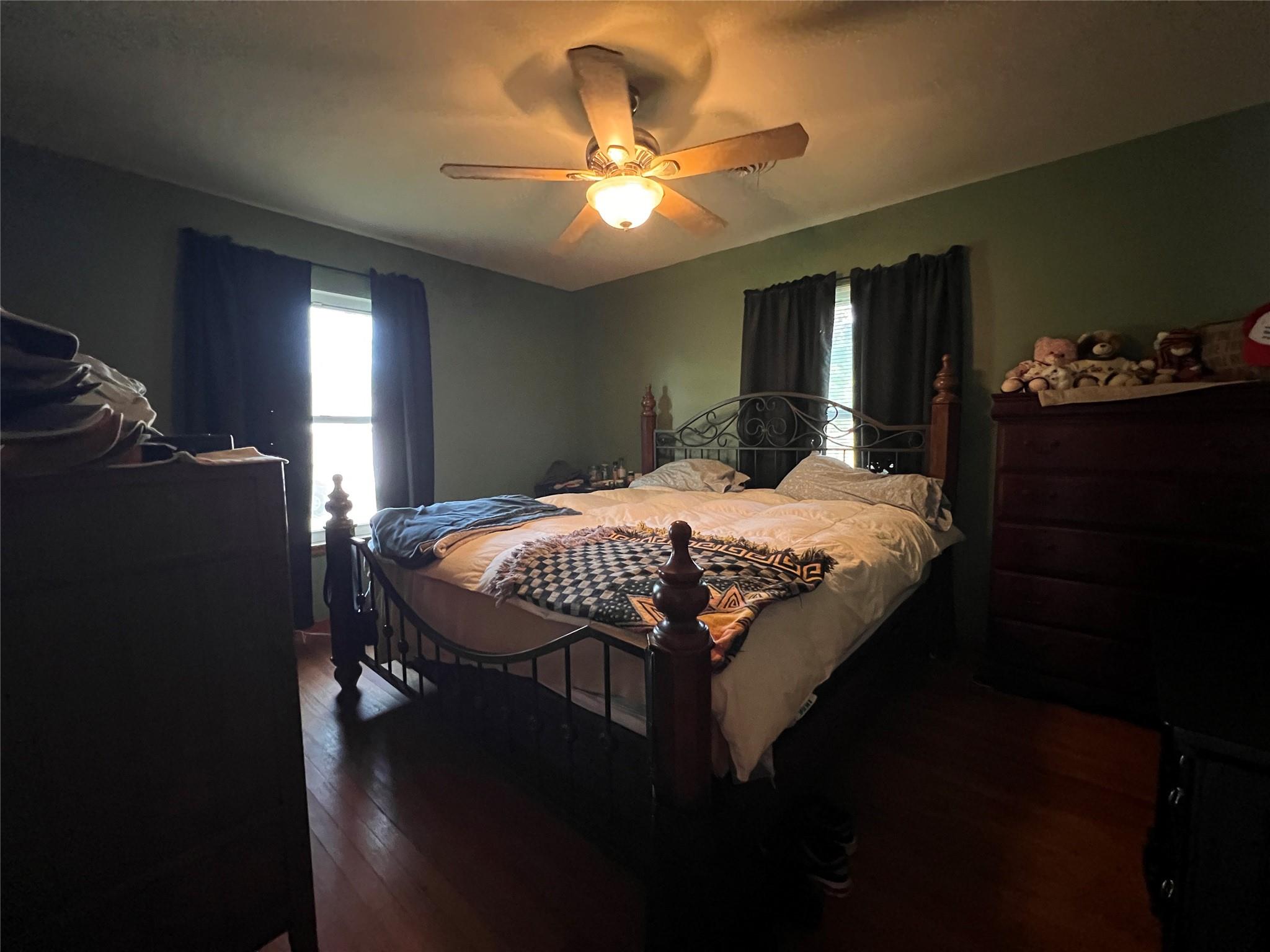 110 S Travis St, Rockdale, TX 76567
