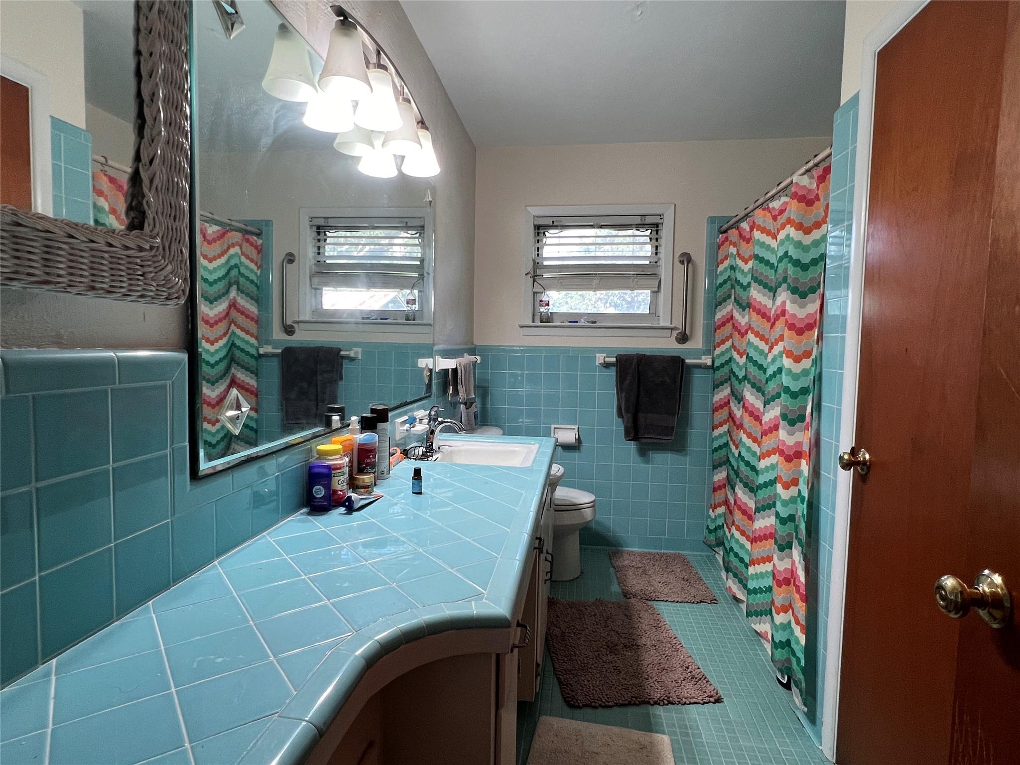 110 S Travis St, Rockdale, TX 76567