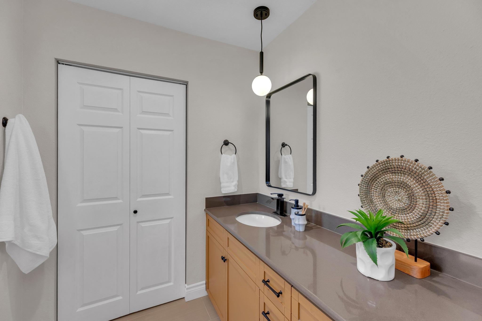 12711 Theriot Trl, Austin, TX 78727
