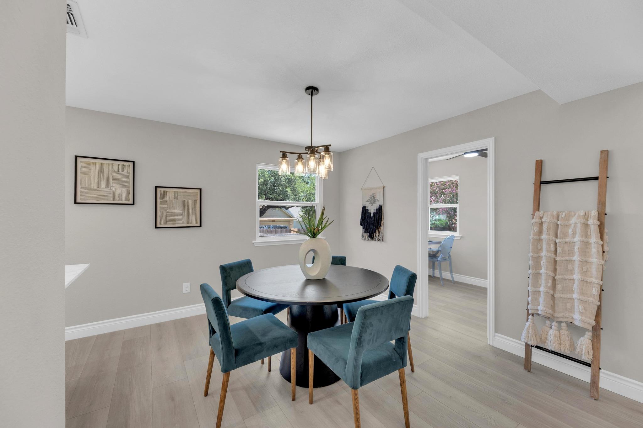 12711 Theriot Trl, Austin, TX 78727