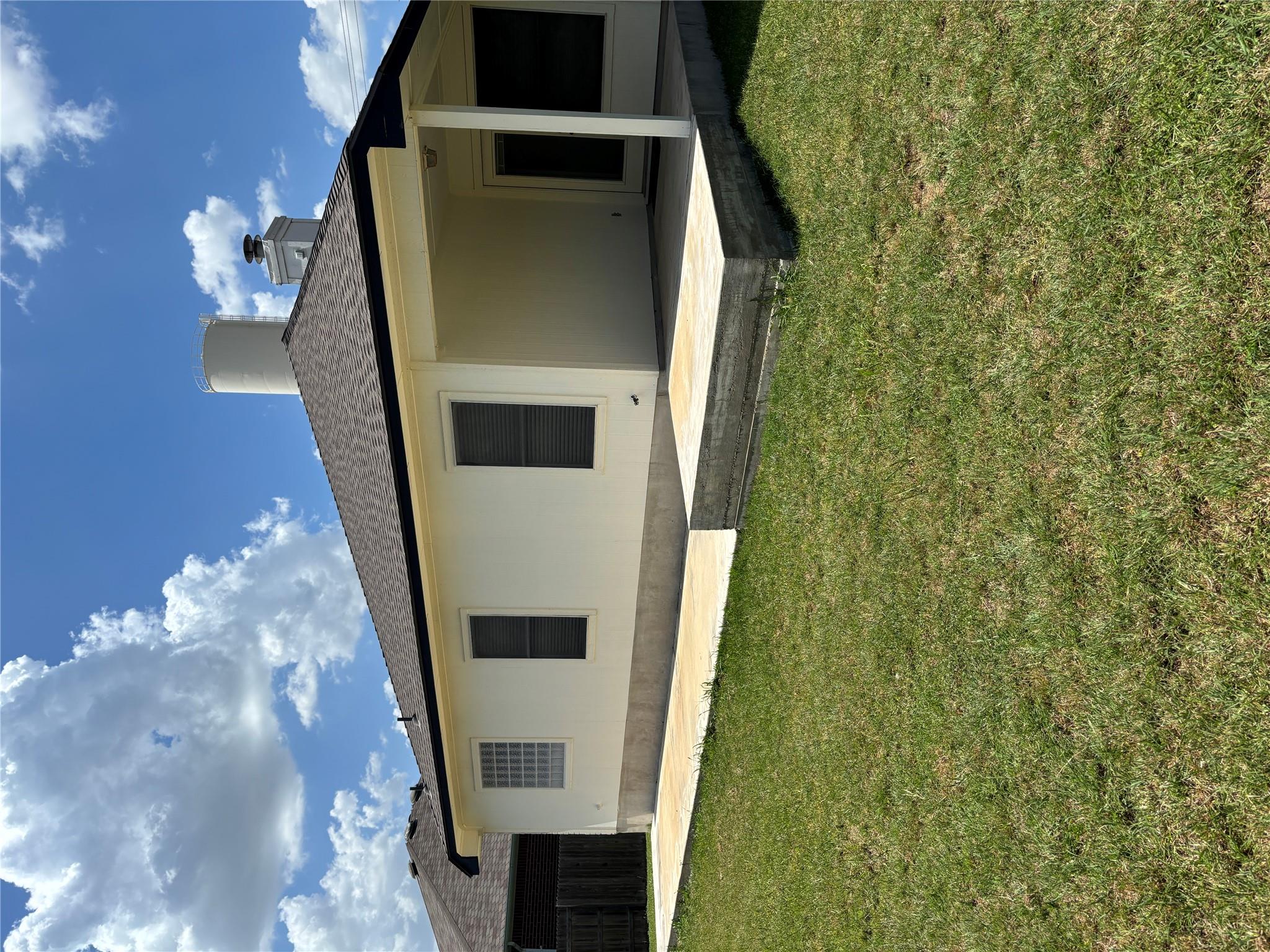 1425 W Pflugerville Pkwy, Round Rock, TX 78664