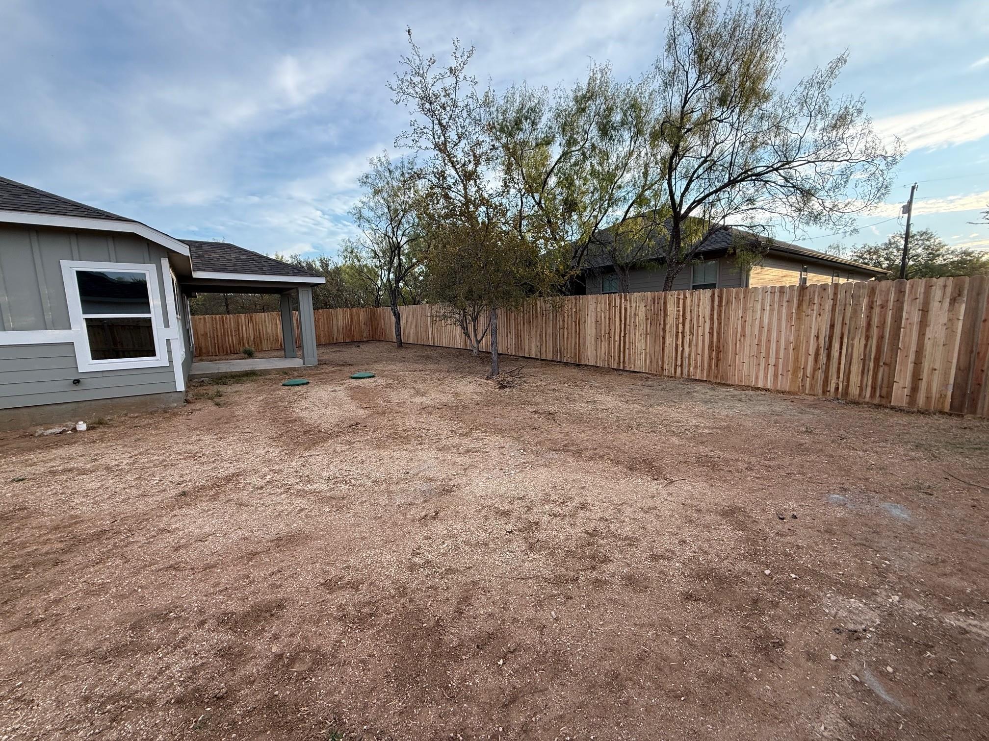 1233 Northcrest Dr, Granite Shoals, TX 78654