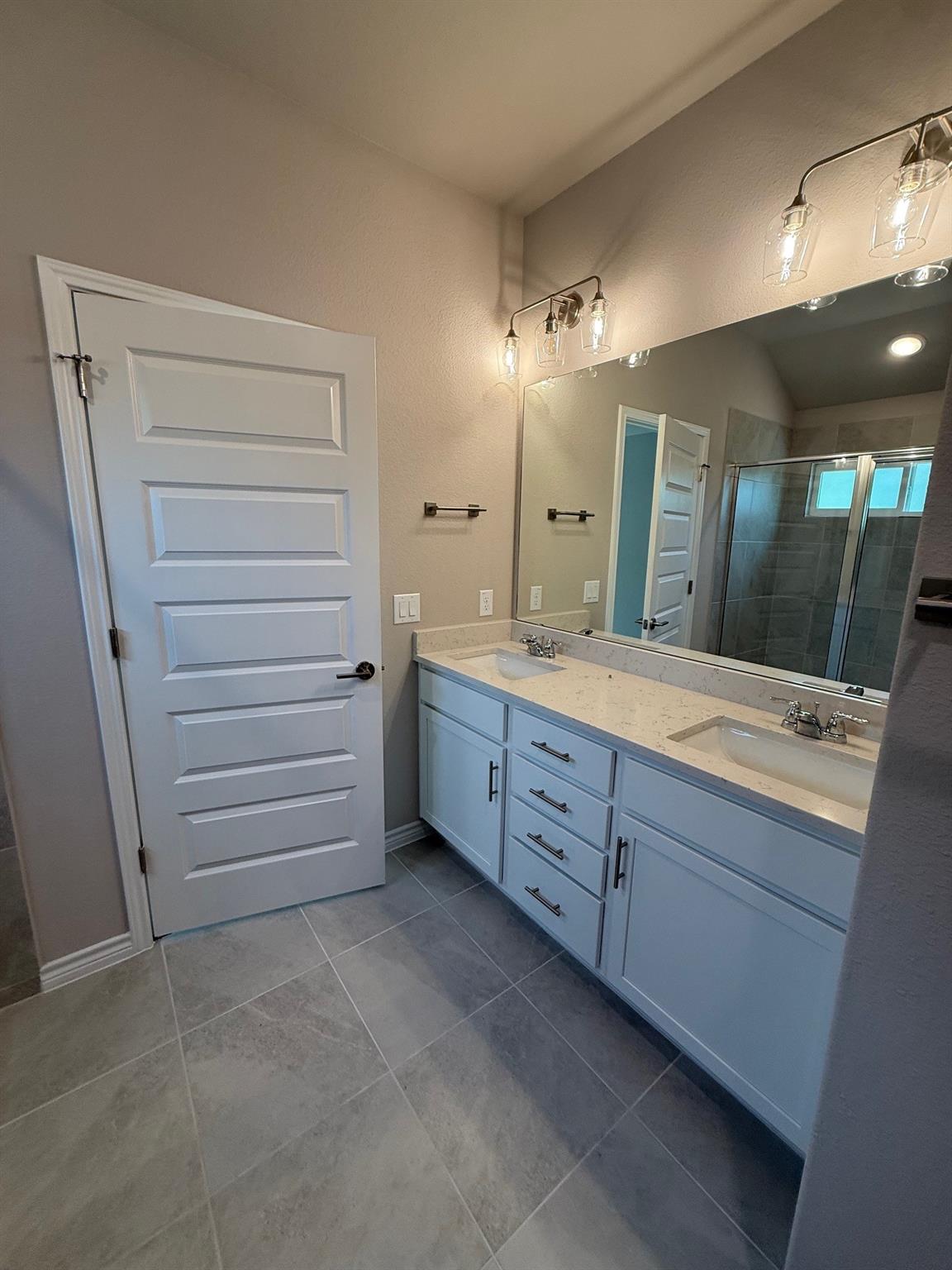 1233 Northcrest Dr, Granite Shoals, TX 78654