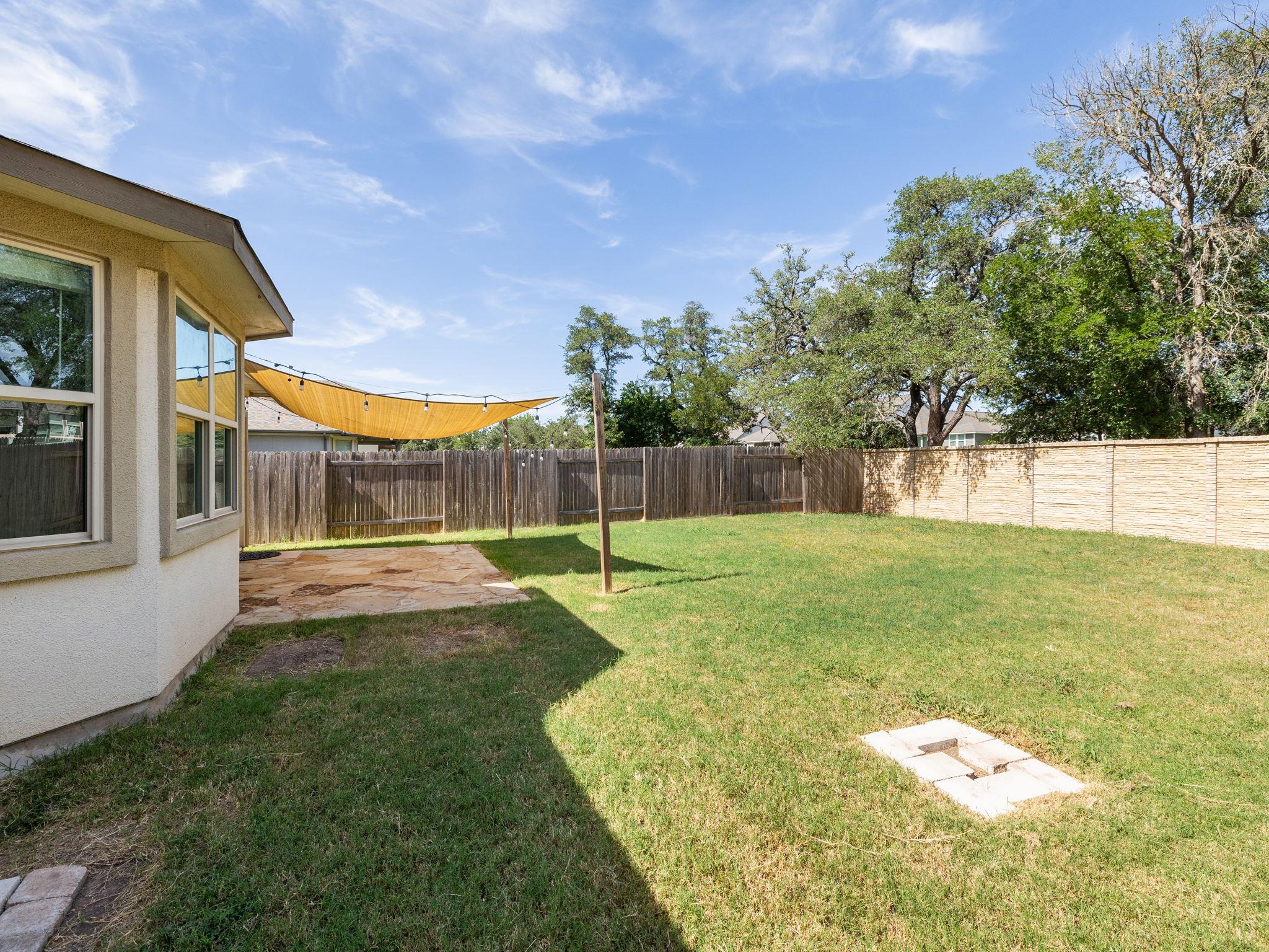424 Spanish Star Trl, Dripping Springs, TX 78620