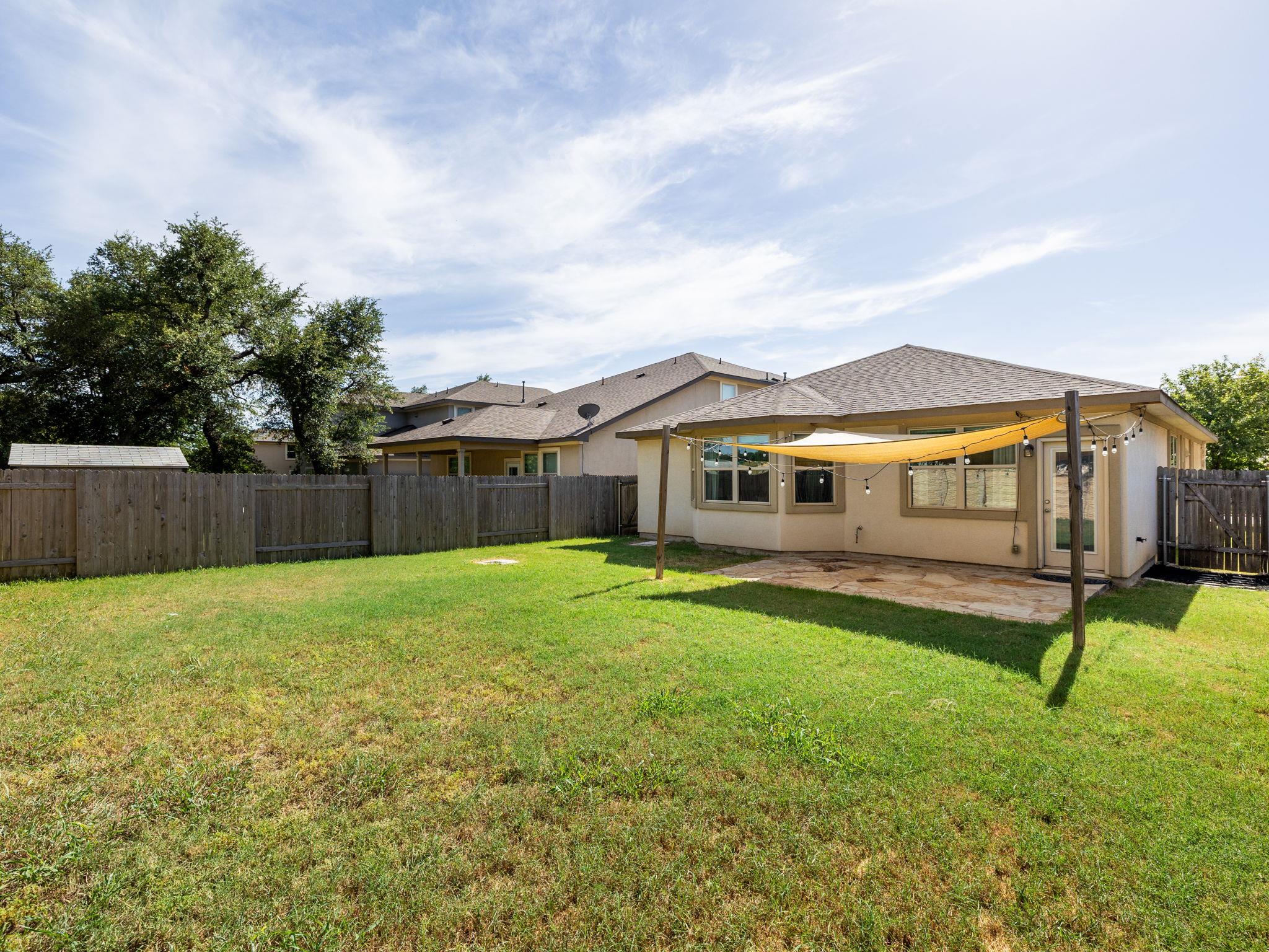 424 Spanish Star Trl, Dripping Springs, TX 78620