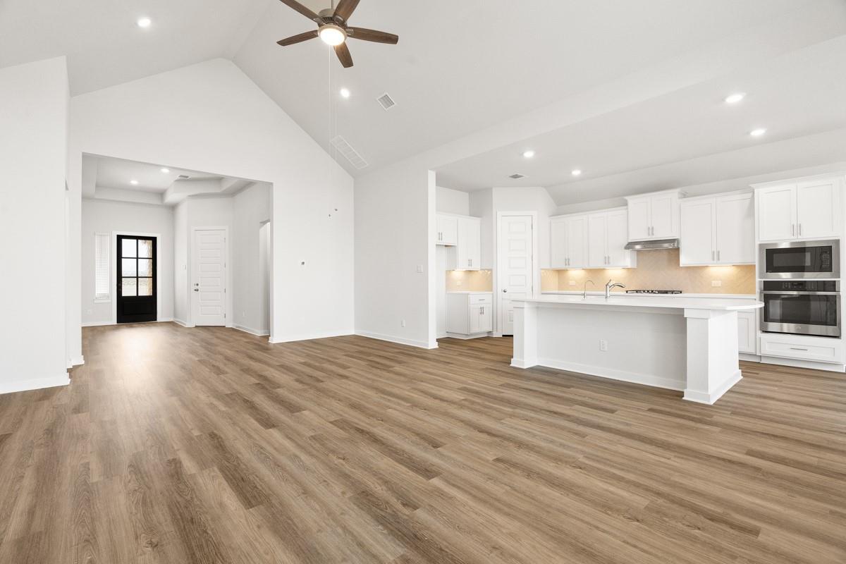 312 Oak Blossom Rd, Liberty Hill, TX 78642