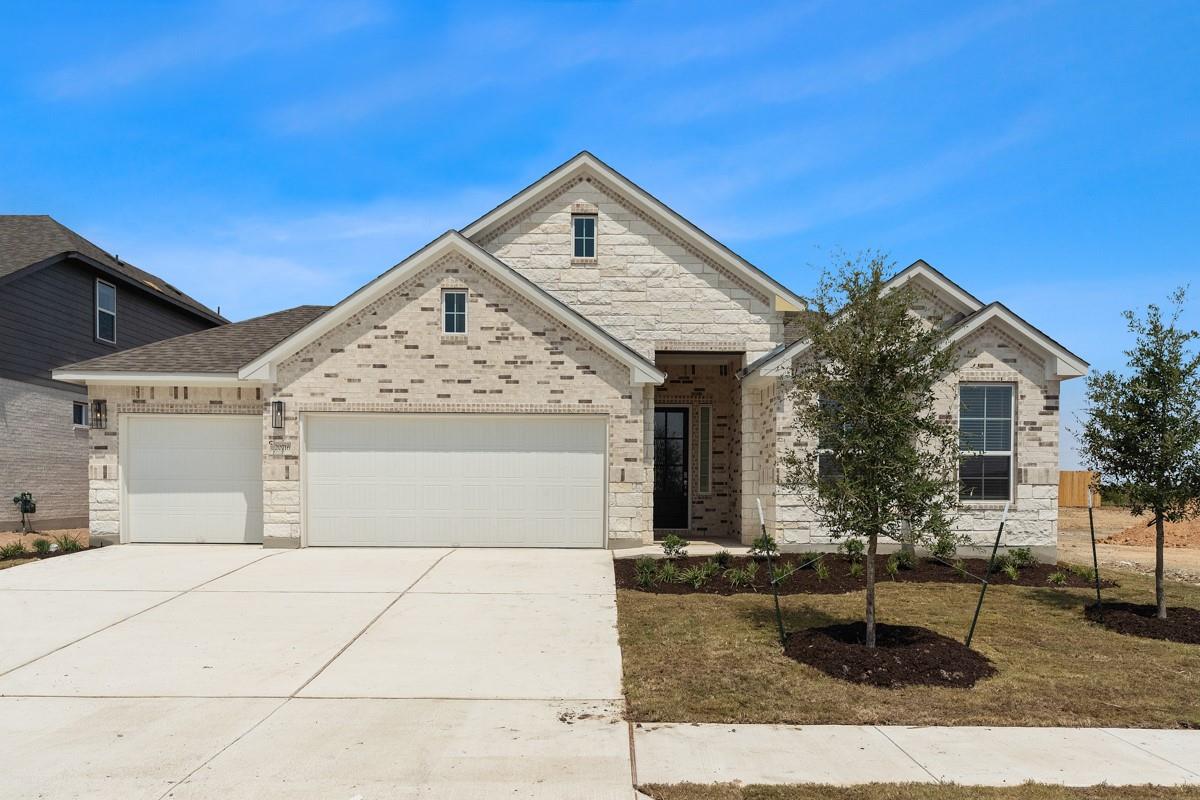 312 Oak Blossom Rd, Liberty Hill, TX 78642
