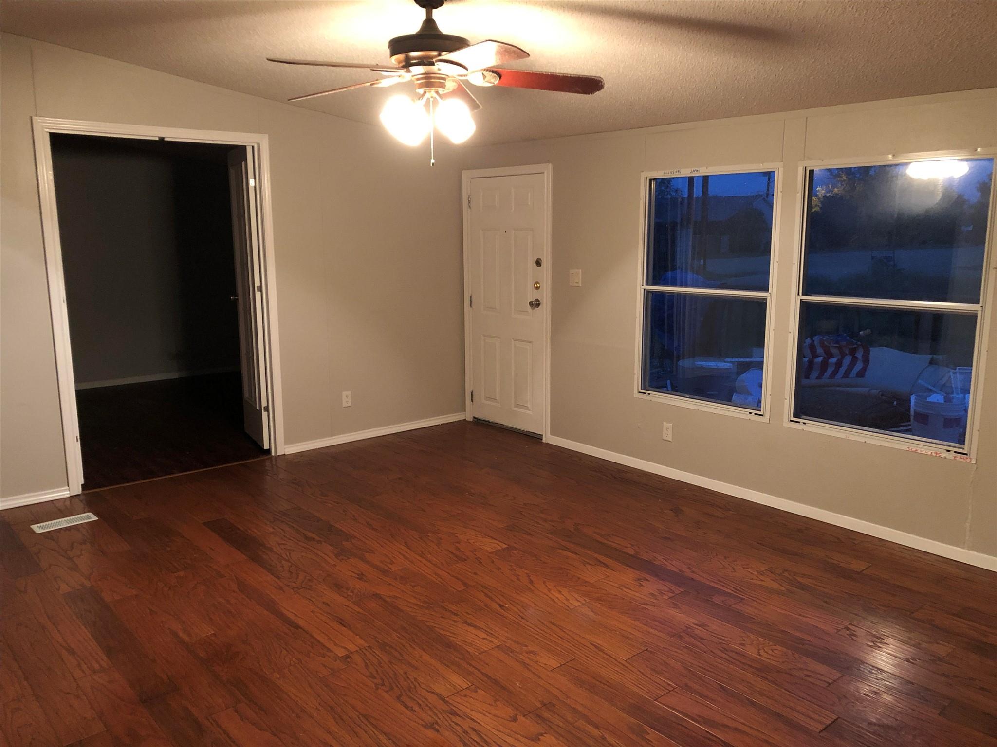 1400 Shawnee Circle Cir, Austin, TX 78734