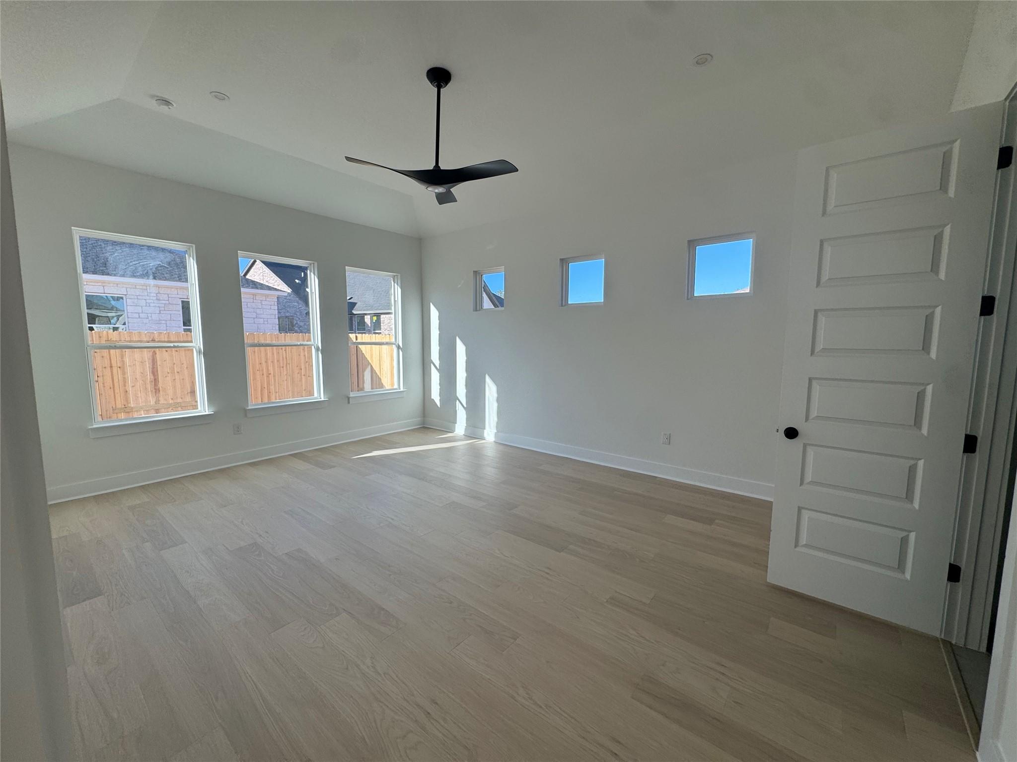 287 San Saba Dr, Buda, TX 78610