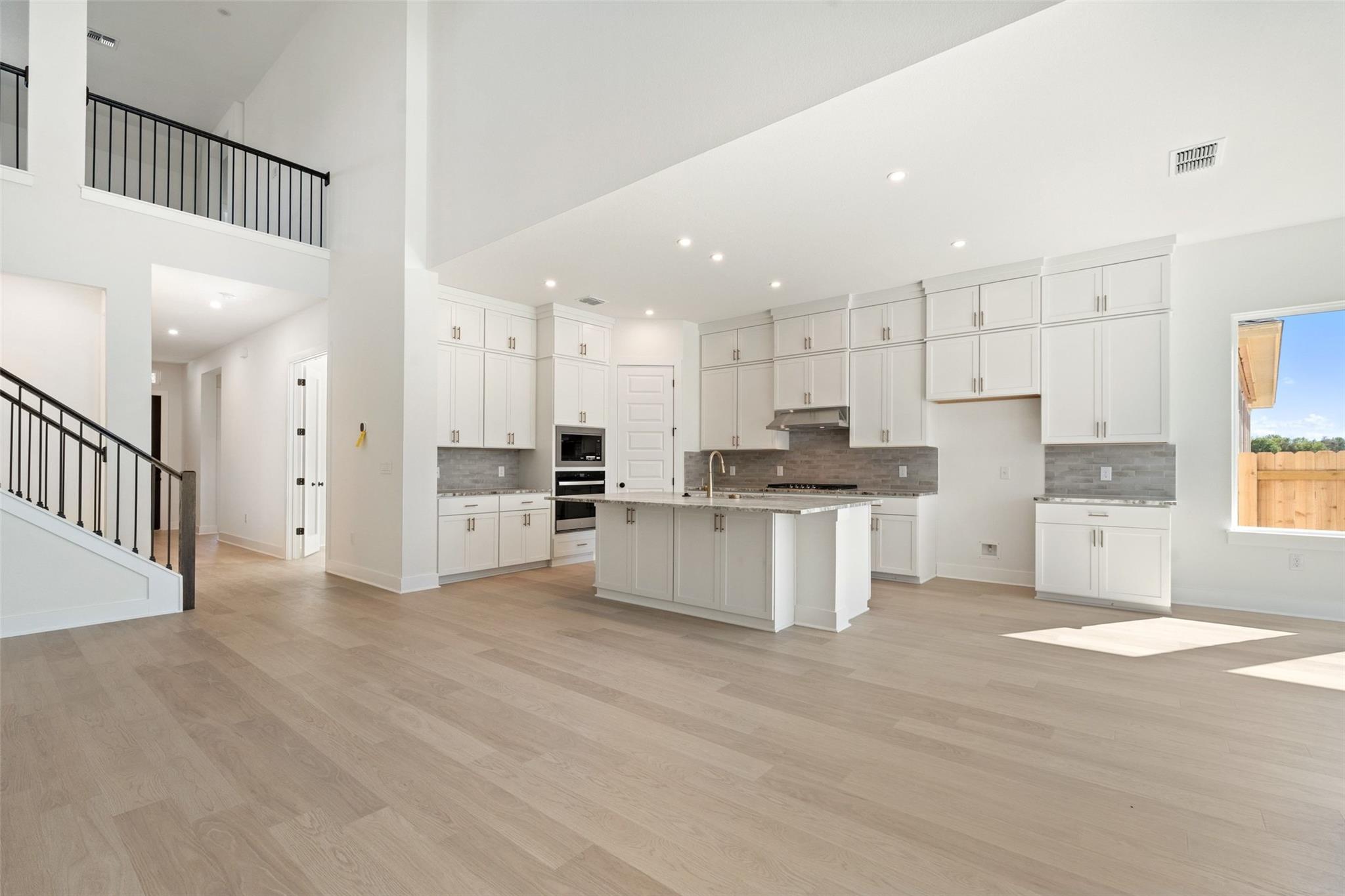 287 San Saba Dr, Buda, TX 78610