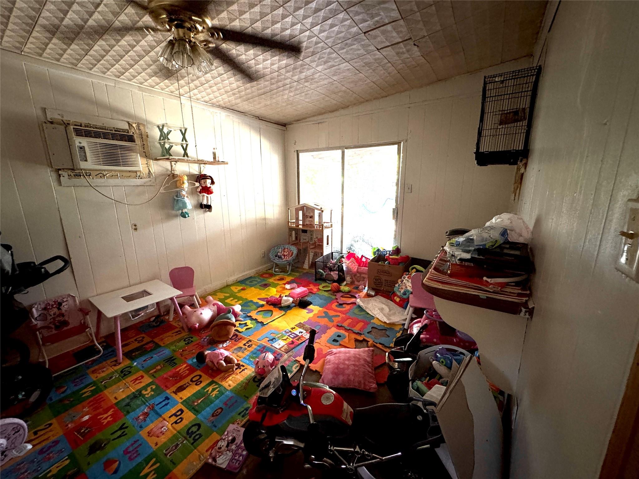 1007 N 17th St, Temple, TX 76501