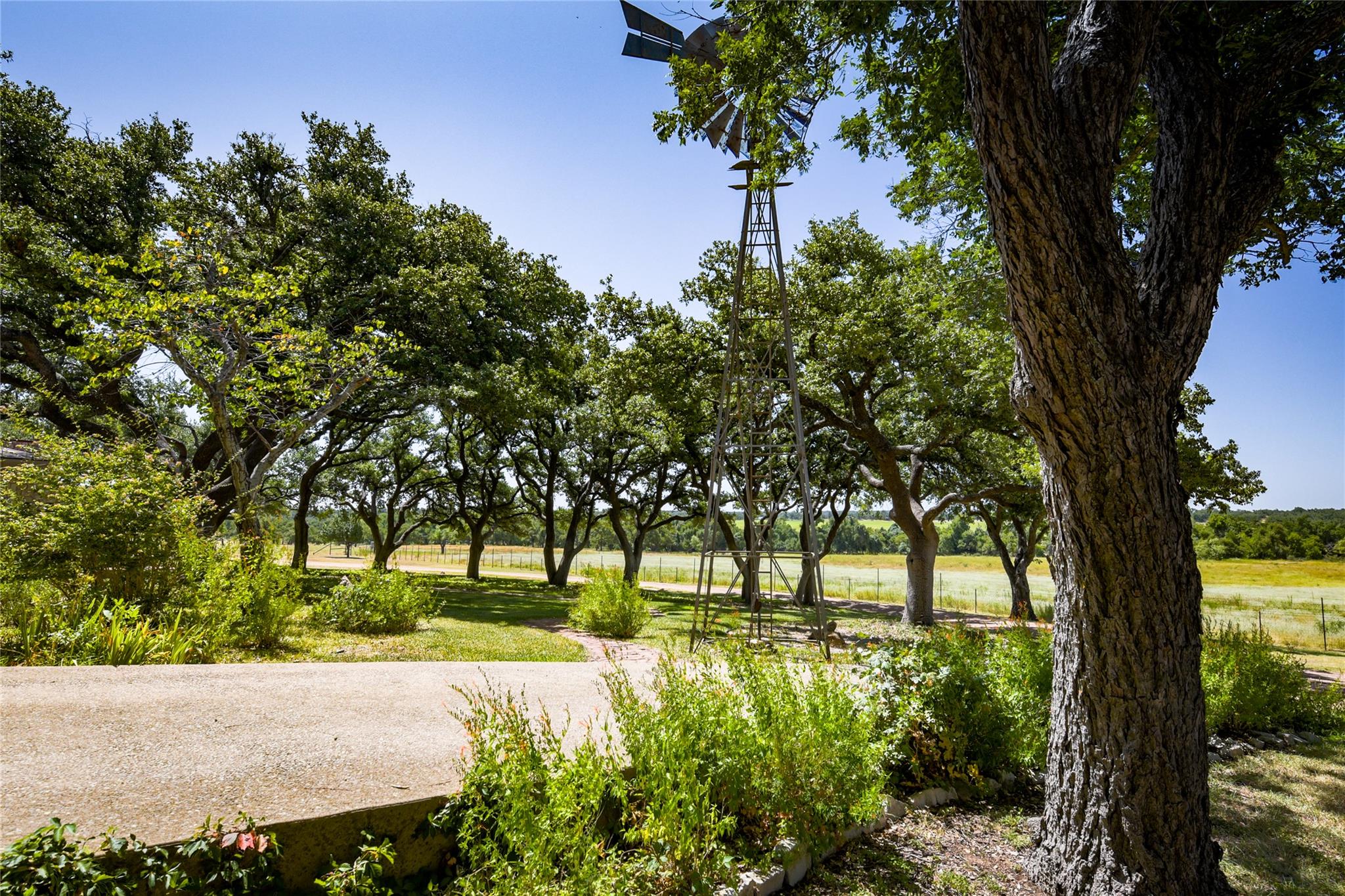 12350 N Hwy 16 Highway, Fredericksburg, TX 78624