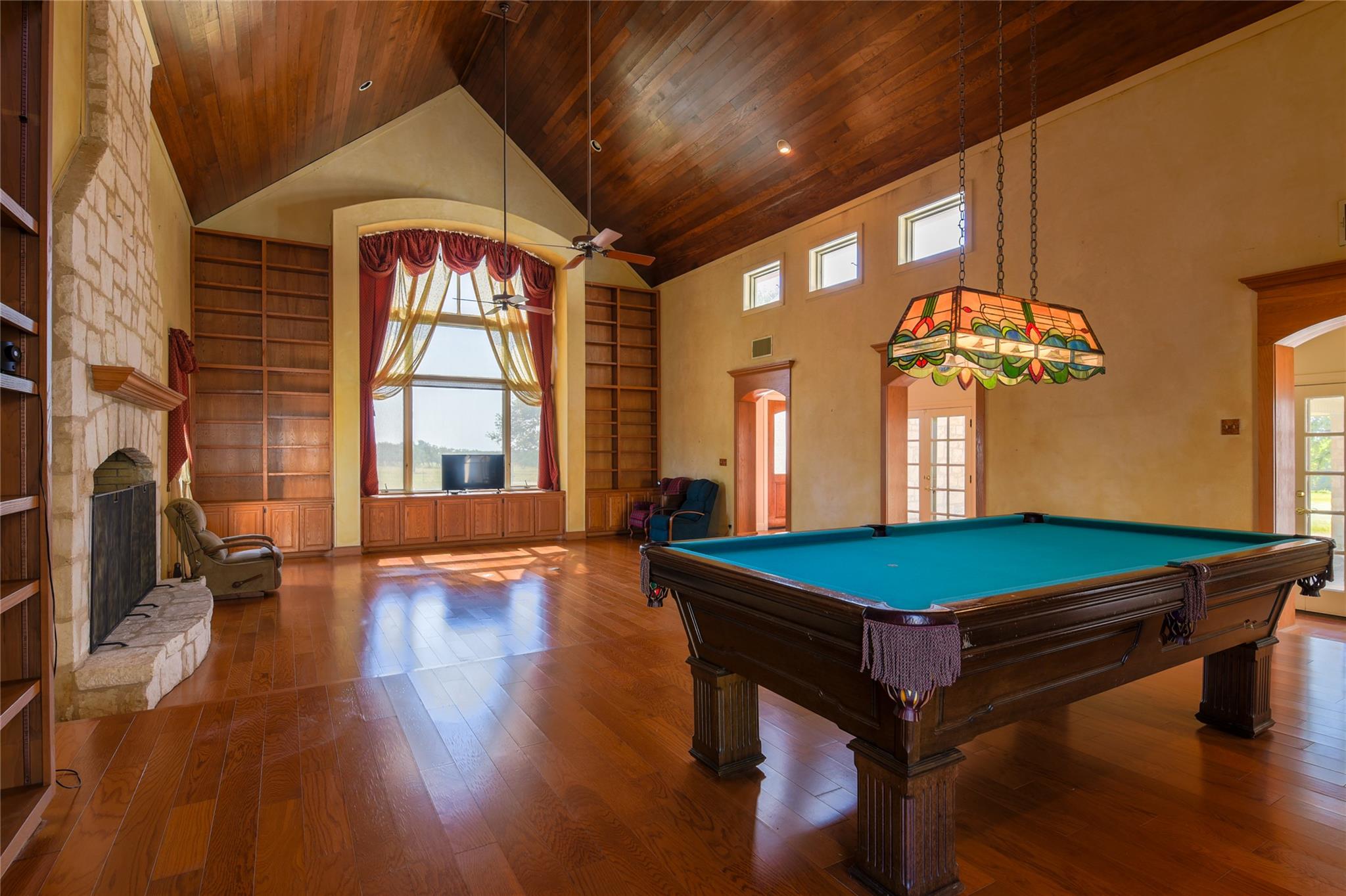 12350 N Hwy 16 Highway, Fredericksburg, TX 78624