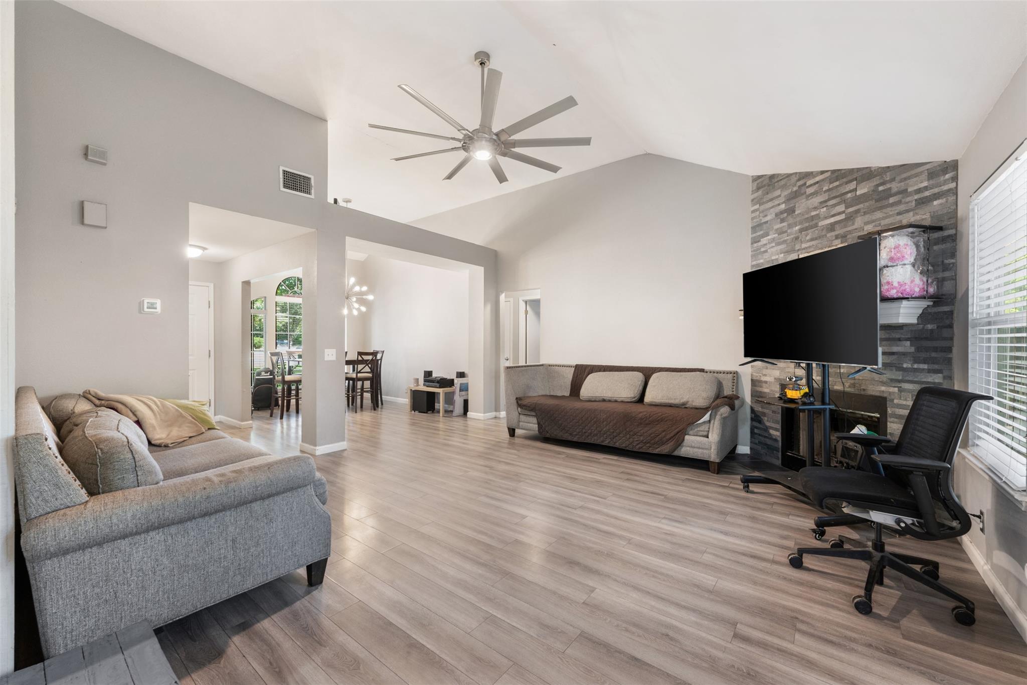 516 Jefferson Ln, Georgetown, TX 78626